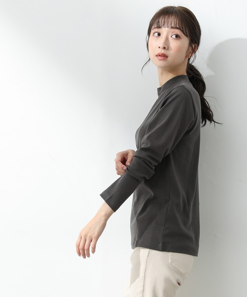 Honeys(ハニーズ)の「ハイネックTシャツ(Tシャツ/カットソー・レディース・ライトベージュ/ダークベージュ/ブラック/ボルドー/スミクロ/ブルーグレー/ピンク系その他・M/L/S)」の11枚目の写真