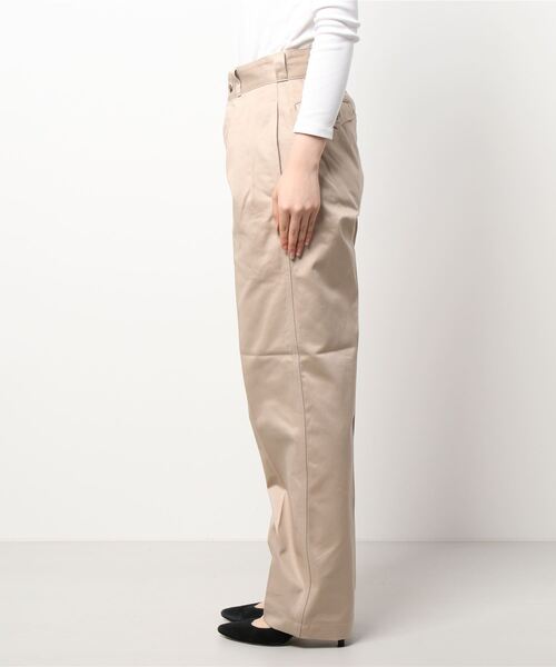 SCYE BASICS（サイベーシックス）の「【SCYE BASICS】サンホアキンチノパンツ WOMEN（チノパンツ・レディース・ベージュ・36/38）」の2枚目の写真