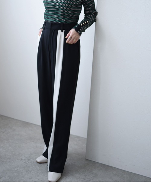 Eimee Law（エイミーロウ）の「バイカラーパンツ（その他パンツ・レディース・グリーン/ダークブルー/ブラック/アイボリー/ライトイエロー/ネイビー・38）」の3枚目の写真