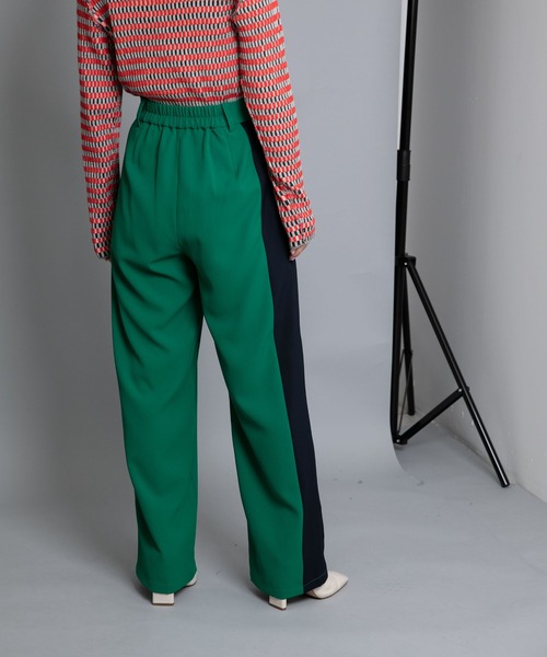 Eimee Law（エイミーロウ）の「バイカラーパンツ（その他パンツ・レディース・グリーン/ダークブルー/ブラック/アイボリー/ライトイエロー/ネイビー・38）」の18枚目の写真