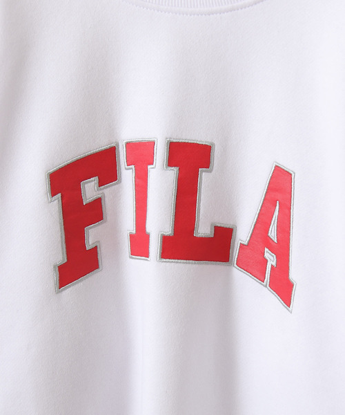 FILA(フィラ)の「【別注】 【FILA】 肉厚 カレッジロゴ 裏起毛 長袖 スウェット トレーナー(スウェット・レディース・ホワイト/ネイビー/オートミール/杢グレー/ブラック・MEDIUM/LARGE/X-LARGE)」の15枚目の写真