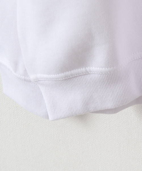 FILA(フィラ)の「【別注】 【FILA】 肉厚 カレッジロゴ 裏起毛 長袖 スウェット トレーナー(スウェット・レディース・ホワイト/ネイビー/オートミール/杢グレー/ブラック・MEDIUM/LARGE/X-LARGE)」の8枚目の写真