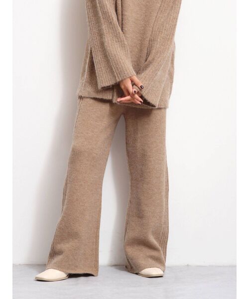 Ungrid（アングリッド）の「【WEB限定】ニットストレートパンツ（その他パンツ・レディース・ブラック/アイボリー/モカ・FREE）」の8枚目の写真