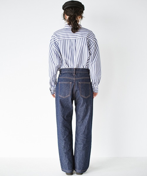 haco!（ハコ）の「やぼったく見せずにすっきり見せる！　かため素材で着れば着るほど愛着が湧く濃紺デニム by who made me（デニムパンツ・レディース・ダークインディゴブルー・1/3/5/7）」の13枚目の写真