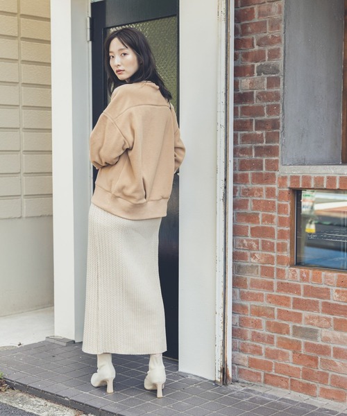 Andemiu（アンデミュウ）の「【WEB限定】ボアカットプルオーバー258795（スウェット・レディース・アイボリー/ベージュ/ネイビー・FREE）」の20枚目の写真