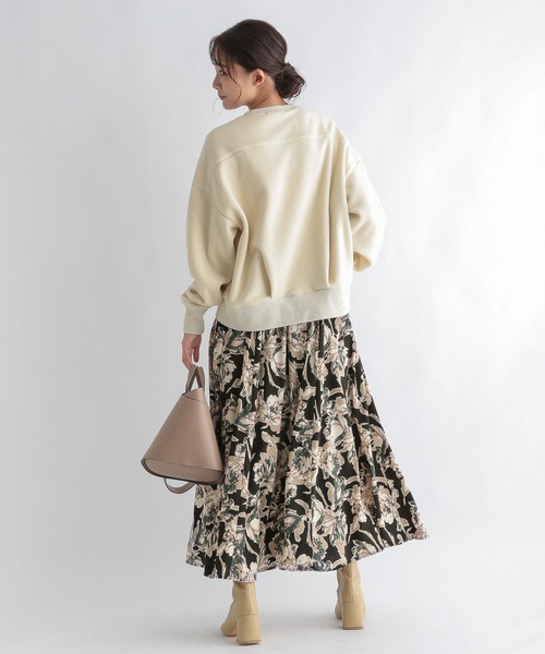 Andemiu（アンデミュウ）の「【WEB限定】ボアカットプルオーバー258795（スウェット・レディース・アイボリー/ベージュ/ネイビー・FREE）」の21枚目の写真