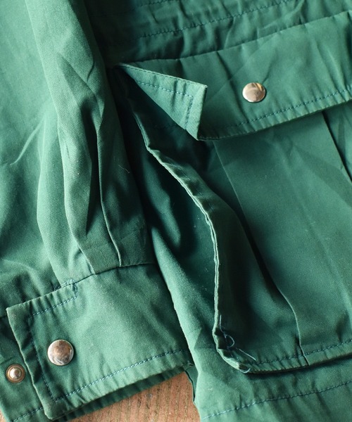 VINTAGE(ヴィンテージ)の「【ヴィンテージ古着】80's Expedition マウンテンパーカー(マウンテンパーカー・メンズ・グリーン・MEDIUM)」の3枚目の写真