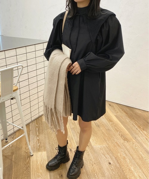 apres jour(アプレジュール)の「つけ襟チュニックワンピース【ZOZOTOWN限定アイテム】【1.1】(ワンピース・レディース・オフホワイト/ブルー系その他/ブラック・X-LARGE/フリー)」の3枚目の写真
