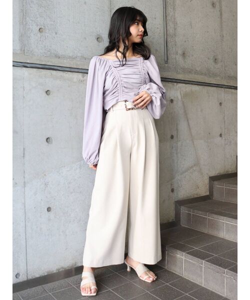 MURUA（ムルーア）の「ハイウエストタックワイドパンツ（その他パンツ・レディース・グレー/イエロー/グリーン/アイボリー・1/2）」の16枚目の写真