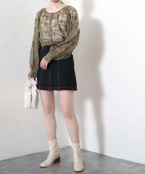 archives(アルシーヴ)の「【新色追加】ボリュームギャザーチュールブラウス(シャツ/ブラウス・レディース・ブラック/ブルー/グリーン/アイボリー/モカ・MEDIUM)」の19枚目の写真