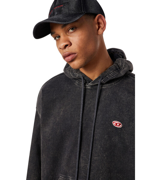 DIESEL(ディーゼル)の「DIESEL メンズ パーカー デニム サステナブル(パーカー・メンズ・ブラック・MEDIUM/SMALL/LARGE/X-LARGE/XX-LARGE/X-SMALL)」の3枚目の写真