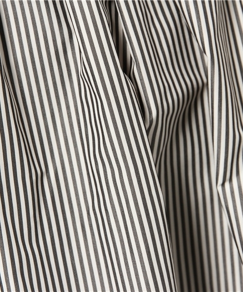 one after another NICE CLAUP（ワンアフターアナザーナイスクラップ）の「【non-no5月号掲載　ナイスクラップ】リバーシブル柄チュールスカート（スカート・レディース・オフホワイト/ネイビー/ベージュ・FREE）」の8枚目の写真