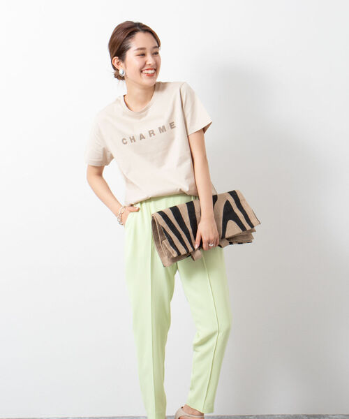 NOLLEY’S Sophi（ノーリーズソフィ）の「ロゴプリントTシャツ（Tシャツ/カットソー・レディース・オフホワイト/チャコールグレー/ベージュ/シルバー・38）」の6枚目の写真