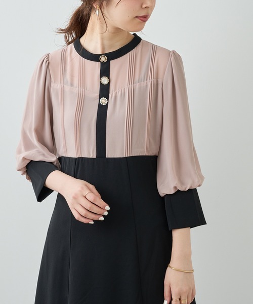 natural couture（ナチュラルクチュール）の「【WEB限定】パーティーシーンで映える　ビジュー釦異素材バルーン袖ワンピース（ドレス・レディース・ブラック/ベージュ/モカ・FREE）」の13枚目の写真