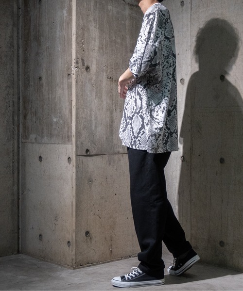 JOHN'S CLOSET(ジョンズクローゼット)の「【50】Sublimation Printing総柄ビッグTシャツ(Tシャツ/カットソー・メンズ・ホワイト系その他/パープル系その他/ブラック系その他/ブルー系その他/ネイビー系・FREE)」の8枚目の写真