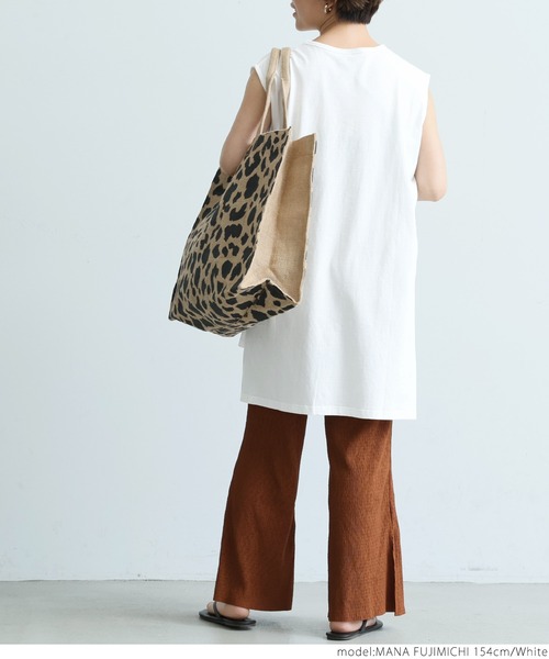 coca(coca)(コカ)の「ソフトタッチノースリーブ(タンクトップ・レディース・ホワイト/ライトブルー/ブラック・ONE SIZE)」の7枚目の写真