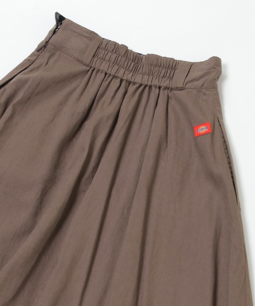 ikka(イッカ)の「【WEB限定】DICKIES ディッキーズ フレアスカート(スカート・レディース・ブラウン/オレンジ/ブラック/ベージュ・M/L)」の3枚目の写真