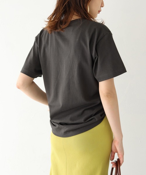 【shemoshelly】5.6オンスオリジナルスローガンロゴTシャツ