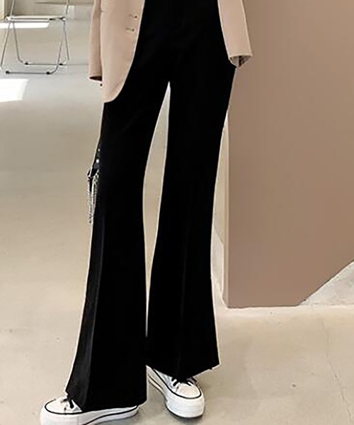 Girly Doll(ガーリードール)の「センタープレスフレアパンツ(スラックス・レディース・ブラック/ブラウン/チャコールグレー/キャメル/ブルーグレー/ライトグレー・M/L)」の7枚目の写真