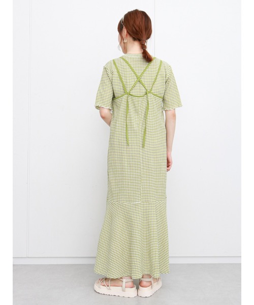 ehka sopo（エヘカソポ）の「シャーリングチェックキャミワンピース（ワンピース・レディース・ブラック/ベージュ/グリーン・ﾌﾘ-）」の10枚目の写真