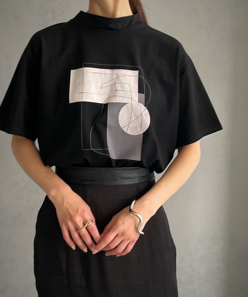 &g'aime(アンジェム)の「【&g’aime】アートプリントTシャツ(Tシャツ/カットソー・レディース・ホワイト/ブラック・FREE)」の13枚目の写真