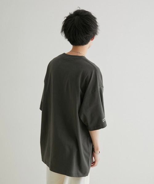 JUNRED（ジュンレッド）の「こめ×JUNRed オーバーサイズサイテイションズTee（Tシャツ/カットソー・メンズ・チャコールグレー/ダークグリーン/ホワイト・S/L/M）」の6枚目の写真