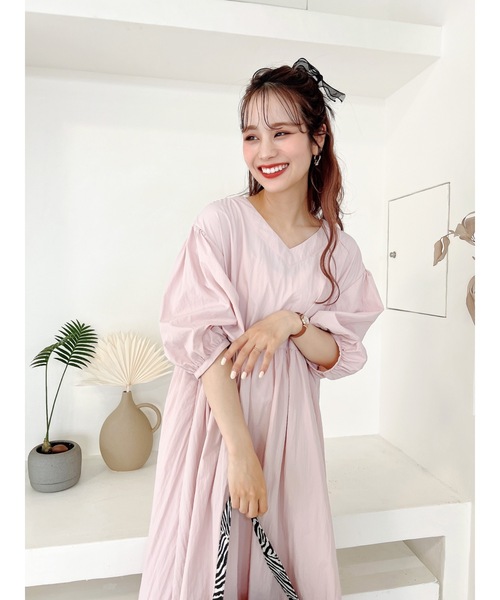 JUMELLE(ジュメロ)の「ボリュームパフワンピース(ワンピース・レディース・ブルー/ピンク・FREE)」の3枚目の写真