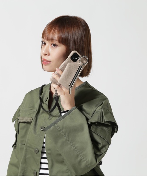 ajew（エジュー）の「ajew/エジュー/【ひも付き】 iPhone12Pro.12（スマホケース/カバー・レディース・ホワイト/ブラック/ベージュ/パープル/ブラウン/グレー/イエロー/ブルー/ピンクベージュ/ブラウン系その他/オリーブ/ブルー系その他3/ナチュラル・FREE/F）」の6枚目の写真