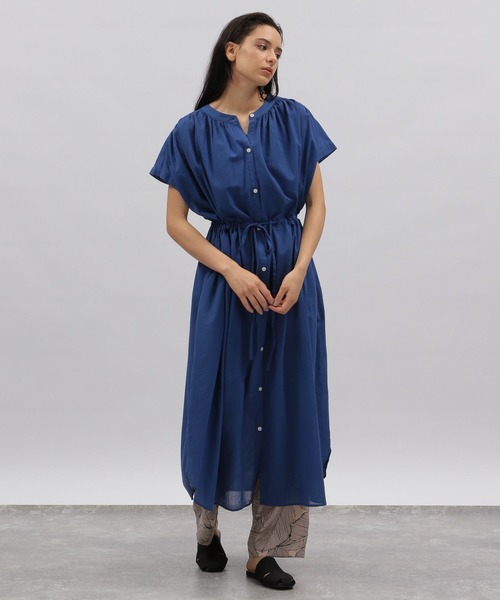 LAKOLE（ラコレ）の「シアーストライプドロストワンピース / 294896（ワンピース・レディース・ブラック/オフホワイト/ブルー・SMALL/MEDIUM）」の16枚目の写真