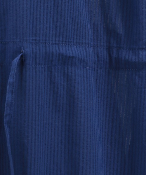 LAKOLE（ラコレ）の「シアーストライプドロストワンピース / 294896（ワンピース・レディース・ブラック/オフホワイト/ブルー・SMALL/MEDIUM）」の6枚目の写真