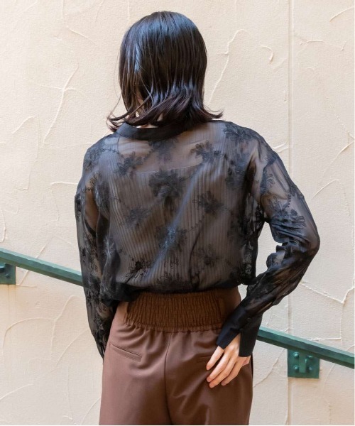 RANDA（ランダ）の「フラワー刺繍シアーシャツブラウス（シャツ/ブラウス・レディース・カーキ/ピンク/ブラック・FREE）」の5枚目の写真