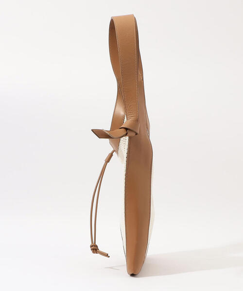 TOMORROWLAND （トゥモローランド）の「HEREU SALABRE NET ショルダーバッグ（ショルダーバッグ・レディース・ベージュ系その他・FREE）」の9枚目の写真