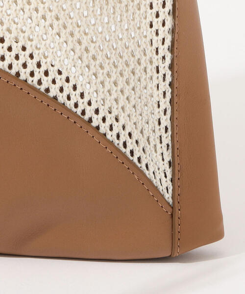 TOMORROWLAND （トゥモローランド）の「HEREU SALABRE NET ショルダーバッグ（ショルダーバッグ・レディース・ベージュ系その他・FREE）」の4枚目の写真