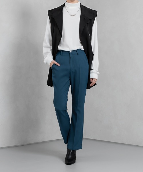 Adoon plain(アドーンプレーン)の「【Adoon plain】美シルエットフレアパンツ(スラックス・メンズ・ライトグレー/ブラック/ダークグリーン/ダークブルー・SMALL/MEDIUM/LARGE)」の4枚目の写真