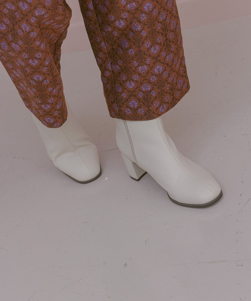 niko and...（ニコアンド）の「オリジナルブロックヒールブーツ（ブーツ・レディース・ブラック/アイボリー/ブラウン系その他・MEDIUM/SMALL/X-LARGE/LARGE）」の3枚目の写真