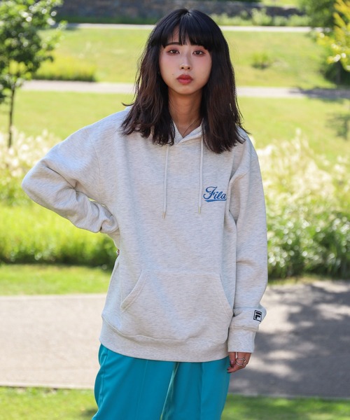 FILA(フィラ)の「【別注】 【FILA】 アソート ロゴ 刺繍 ルーズシルエット 裏起毛 長袖 スウェット パーカー(パーカー・レディース・ホワイト/ブラック/ネイビー/オートミール/杢グレー/ホワイト系/ホワイト系1/ホワイト系2/ブラック系/アイボリー系/ネイビー系/グレー系/ブラック系1/ブラック系2/アイボリー系1/ネイビー系1/グレー系1/ブラック系3/ブラック系4/ホワイト系3/ホワイト系4/アイボリー系2/ネイビー系2/グレー系2・MEDIUM/LARGE/X-LARGE)」の20枚目の写真