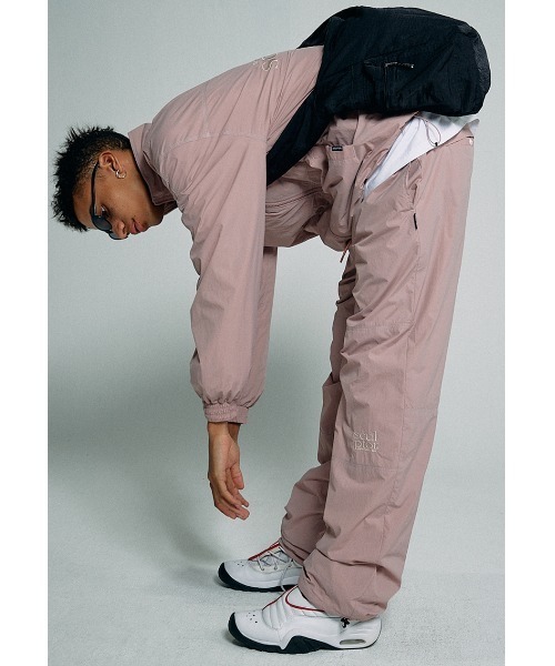 SCULPTOR（スカルプター）の「Slouchy Hobo Messenger Bag/スラッチ―ホボメッセンジャーバック（バックパック/リュック・レディース・グリーン系その他/アイボリー/ブラック・FREE）」の8枚目の写真