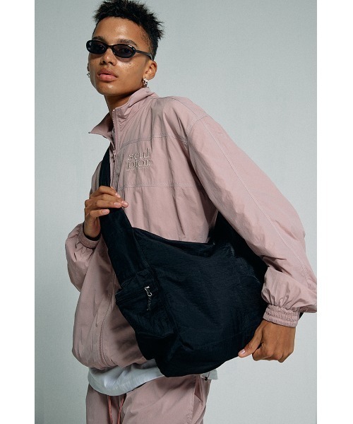 SCULPTOR（スカルプター）の「Slouchy Hobo Messenger Bag/スラッチ―ホボメッセンジャーバック（バックパック/リュック・レディース・グリーン系その他/アイボリー/ブラック・FREE）」の14枚目の写真