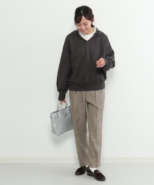 LBC(エルビーシー)の「ショートフードプルオーバー(パーカー・レディース・ライトグレー/チャコールグレー/パープル・M/L)」の13枚目の写真