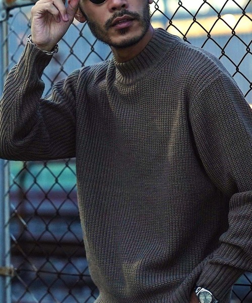 jiggys shop(ジギーズショップ)の「モックネック ワッフル畦編み ニット セーター(ニット/セーター・メンズ・グレー系その他2/ベージュ系その他/ブラウン系その他/ホワイト系その他/ブラック系その他2/ブラック系その他/ブルー系その他/グリーン系その他/グレー系その他/ブルー系その他2/グレー系その他3/グリーン系その他2/レッド系その他/ブルー系その他3/グレー系その他4/オレンジ系その他・MEDIUM/LARGE/X-LARGE/SMALL)」の4枚目の写真