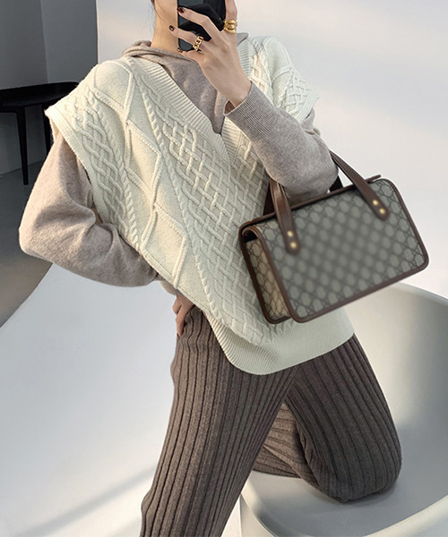 c.u.l（シーユーエル）の「フレアリブニットパンツ culw314（その他パンツ・レディース・アイボリー/カーキ/ブラック/ブラウン・FREE）」の11枚目の写真