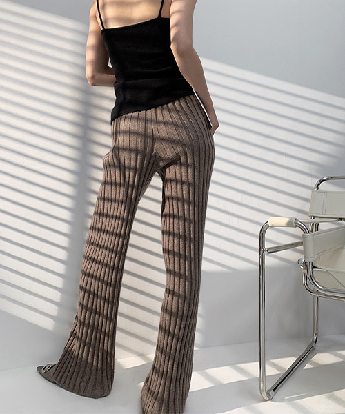 c.u.l（シーユーエル）の「フレアリブニットパンツ culw314（その他パンツ・レディース・アイボリー/カーキ/ブラック/ブラウン・FREE）」の14枚目の写真