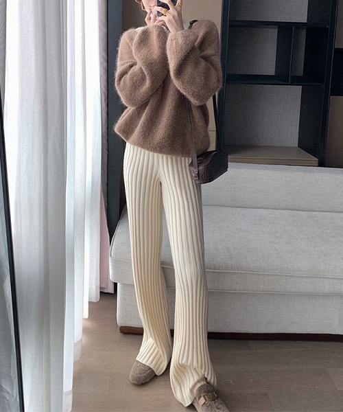 c.u.l（シーユーエル）の「フレアリブニットパンツ culw314（その他パンツ・レディース・アイボリー/カーキ/ブラック/ブラウン・FREE）」の22枚目の写真