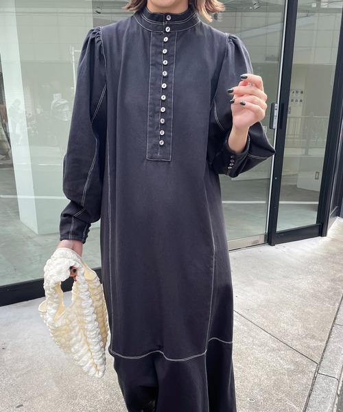 CAPRICIEUX LE'MAGE(カプリシューレマージュ)の「配色ステッチマーメイドワンピース(ワンピース・レディース・ブラック/ベージュ・FREE)」の15枚目の写真