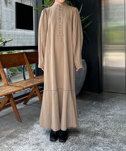 CAPRICIEUX LE'MAGE(カプリシューレマージュ)の「配色ステッチマーメイドワンピース(ワンピース・レディース・ブラック/ベージュ・FREE)」の16枚目の写真