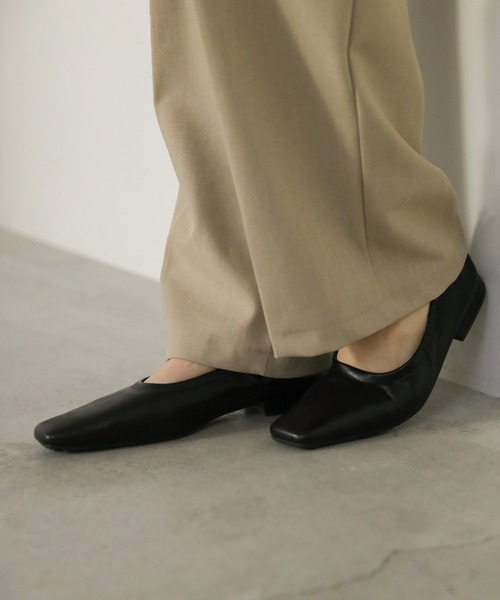 select MOCA（セレクトモカ）の「フェイクレザースクエアトゥパンプス（パンプス・レディース・アイボリー/ライトベージュ/ブラック・SMALL/MEDIUM/LARGE）」の13枚目の写真