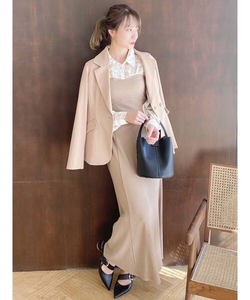 dazzlin（ダズリン）の「ウエストシェイプテーラードジャケット