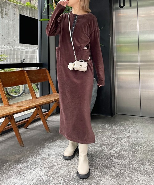 CAPRICIEUX LE'MAGE（カプリシューレマージュ）の「〈AgAwd/アガウド〉ベロアホックワンピース（ワンピース・レディース・ブラウン/ブラック・FREE）」の9枚目の写真
