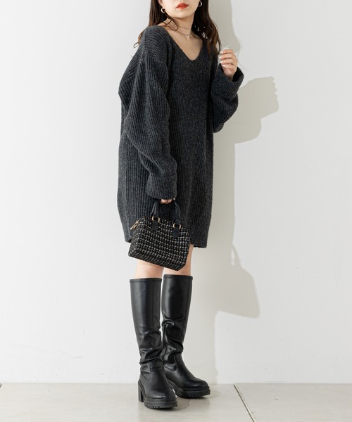 Chico(チコ)の「MIXVネックルーズニット(ニット/セーター・レディース・チャコールグレー/アイボリー/パープル/グリーン・FREE)」の17枚目の写真