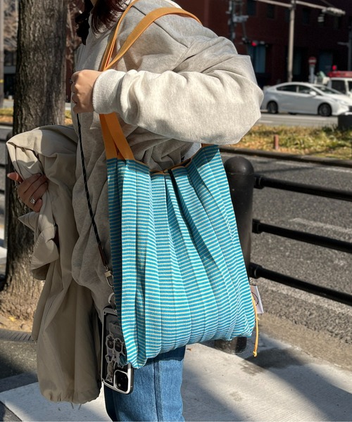 CPCM（シーピーシーエム）の「折りたたみ式ボーダートートバッグ（トートバッグ・レディース・ブルー/イエロー/ピンク・FREE）」の13枚目の写真
